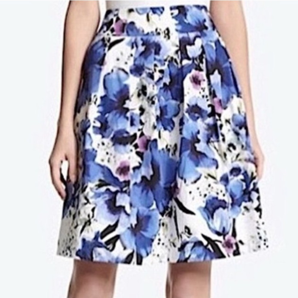 WHBM blue floral pleated skirt, blues purple white black NEW NWT Size 4